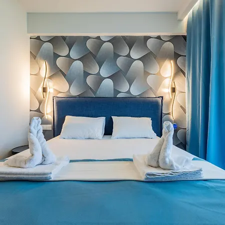 Couette-café Pefko Azure & 3*