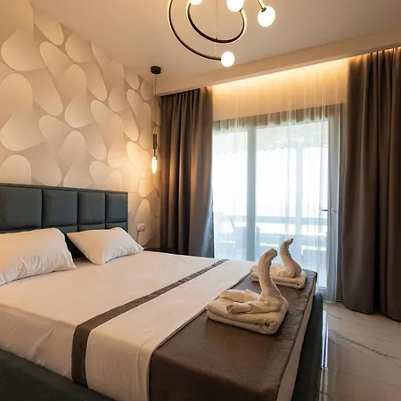Couette-café Pefko Azure & 3*