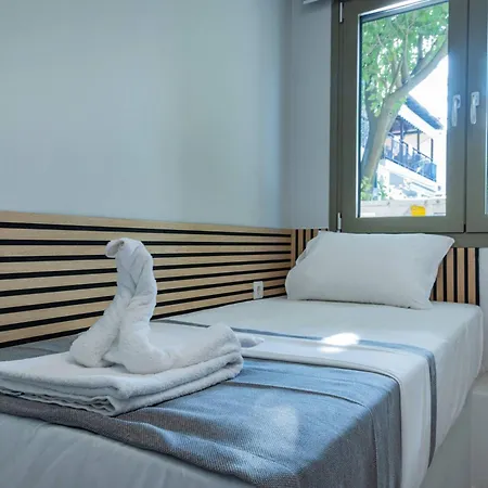 Bed and breakfast Pefko Azure & 3*